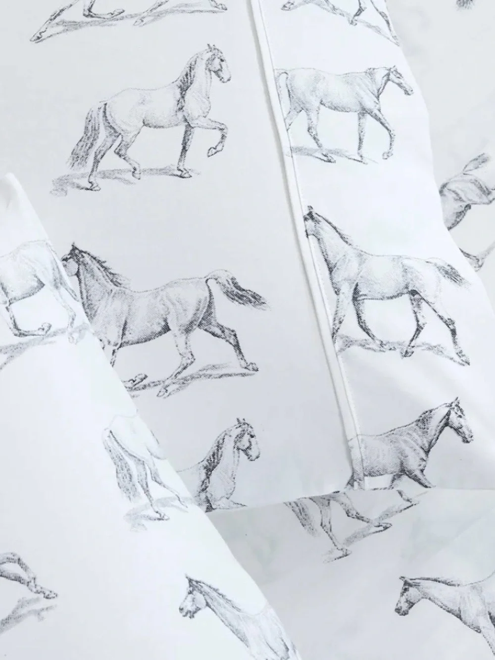 BRAND NEW — Melange Home White & Black Horse Equine Sheet Set (Twin)